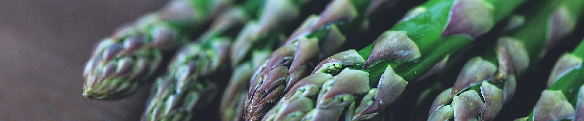 Grønne asparges fra danske lokalproducenter